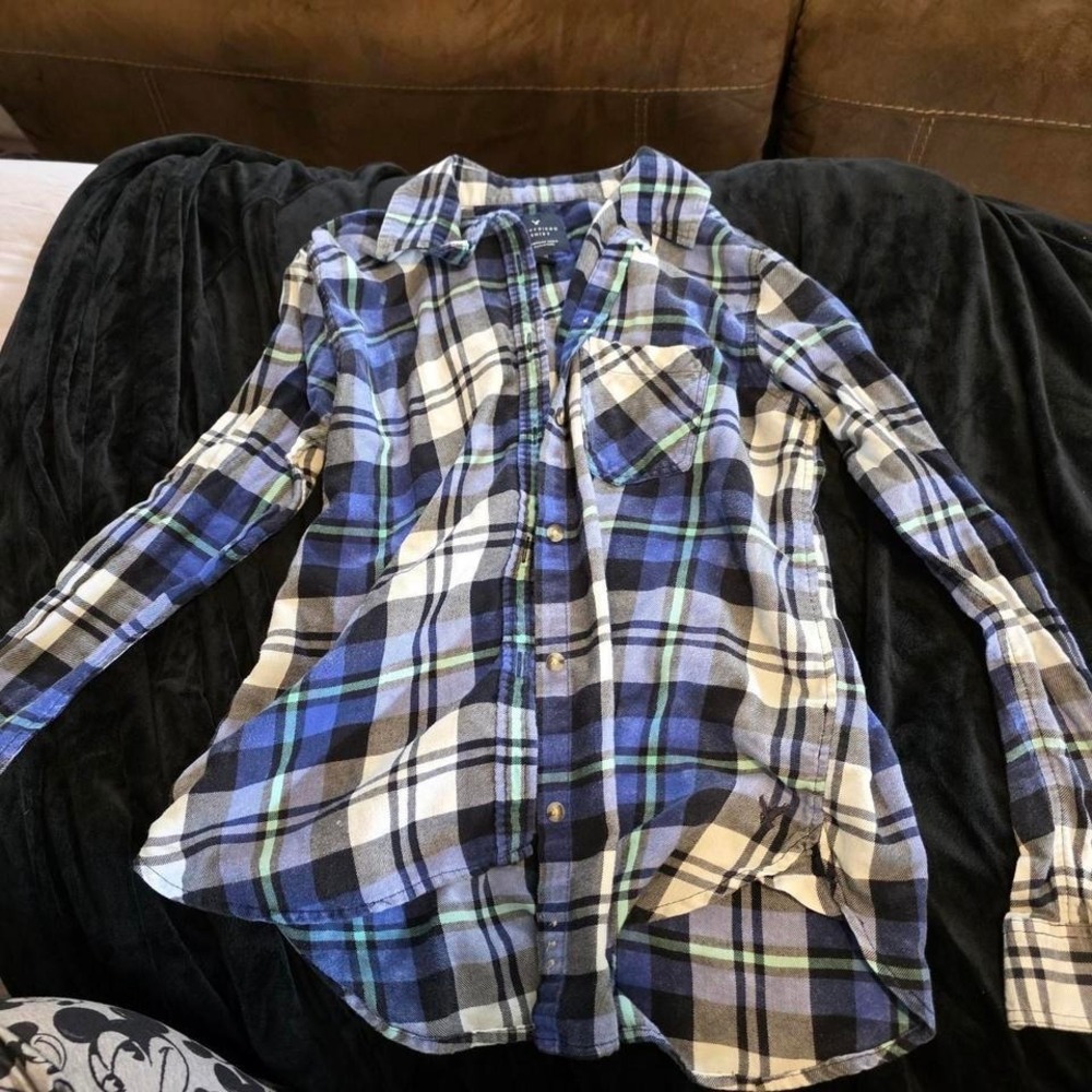 American Eagle Boyfriend Flannel Shirt Blue Plaid Medium